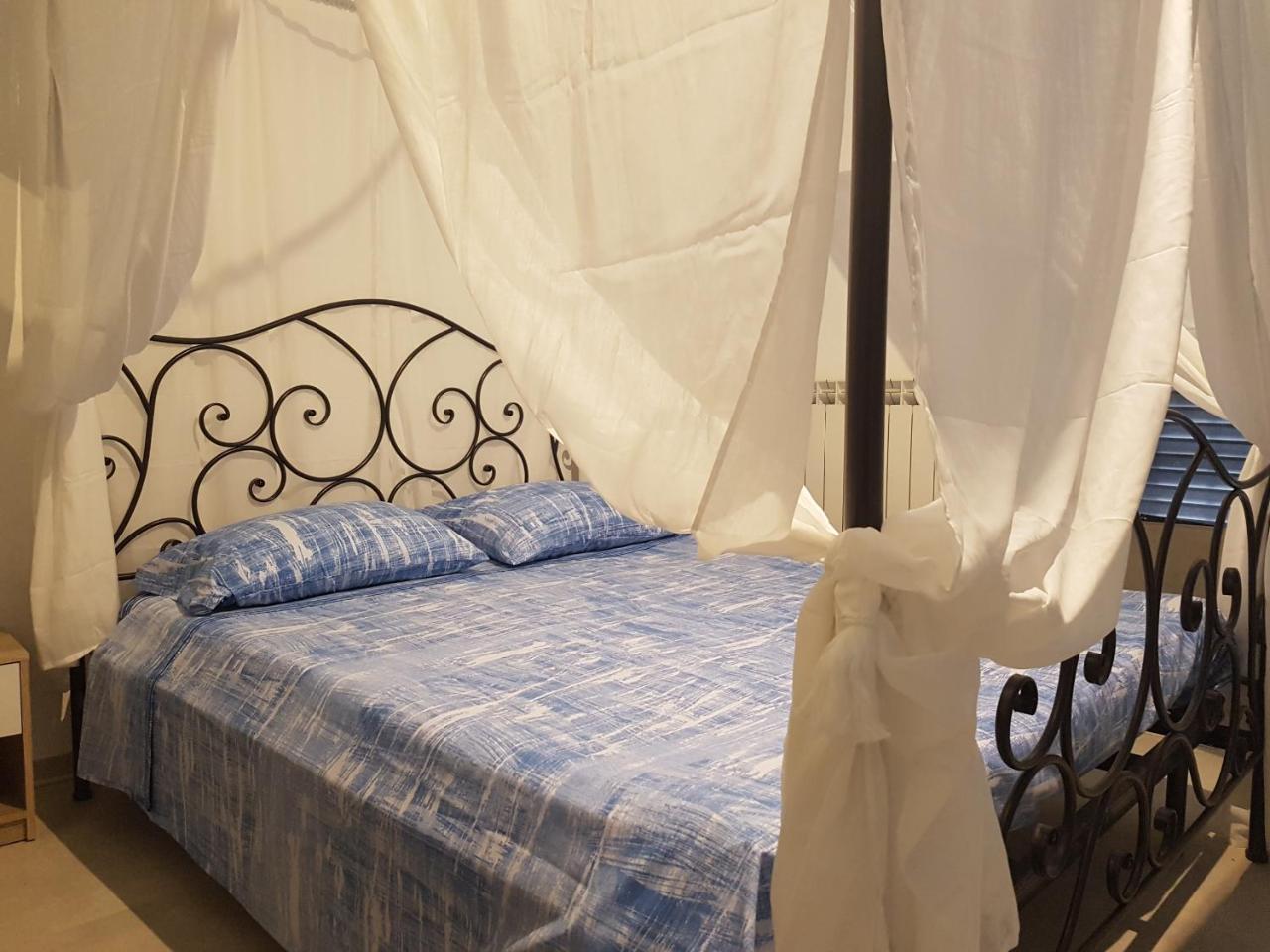 Bed Rho Stazione Panzió Kültér fotó